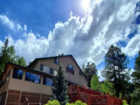 エーデルワイス リゾート アンド レストラン アパッチのホテル