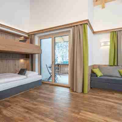 Chalet in Saalbach Near Ski Lift Rooms