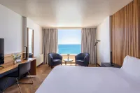 Radisson Blu Acqua Hotel and Spa Concon