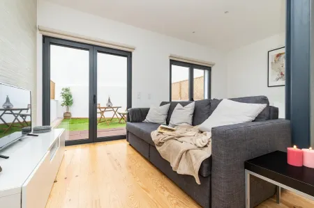 Belem Design 06 by Homing Отели рядом с достопримечательностью «Ajuda Botanical Garden»