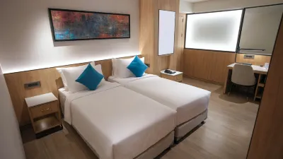 Transit by Encalm - NAP and Shower Hotels in 
