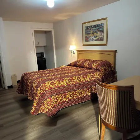New West Motel