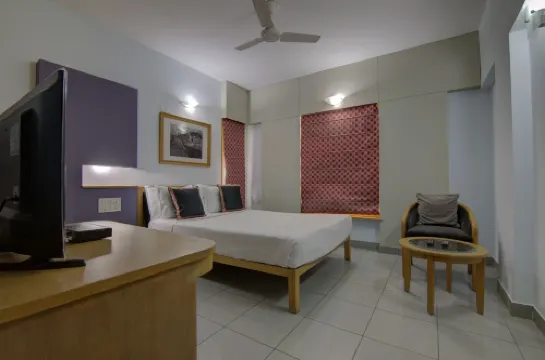 Tristar Serviced Apartments