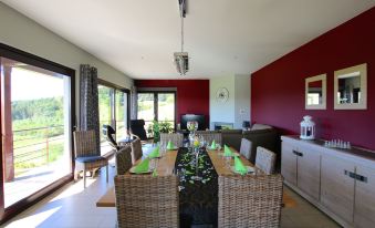 Classy Holiday Home in Martilly with Hot Tub