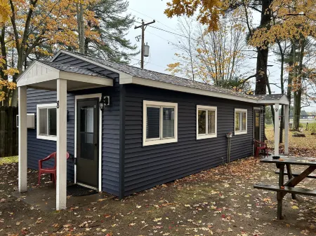 Hidden Haven Cottages Отели в г. Ридер Тауншип