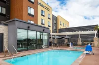 Fairfield Inn & Suites Menifee - Swimmingpools