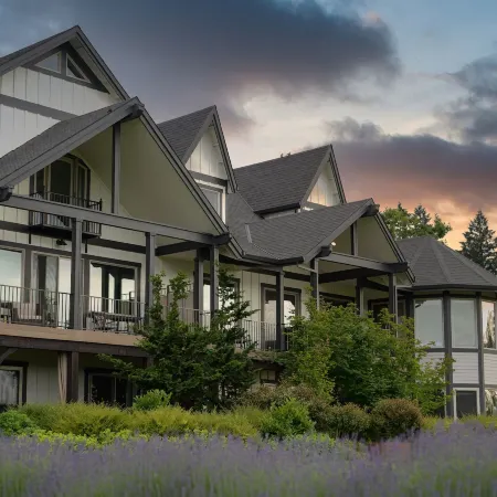 The Setting Inn Willamette Valley