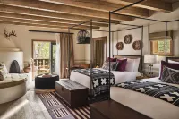 Bishop's Lodge, Auberge Collection
