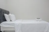 Alluring Studio at Lagoon Apartment Near Bekasi Town Square Hotels in Rawalumbu