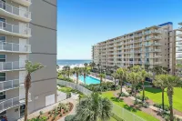 Tradewinds Condos by Hosteeva - Scenic