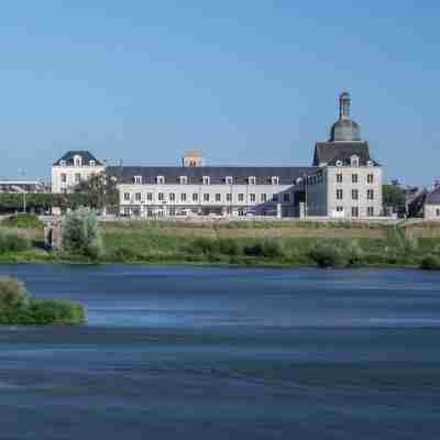 Fleur de Loire · Hôtel, Spa & Restaurants Hotel Exterior