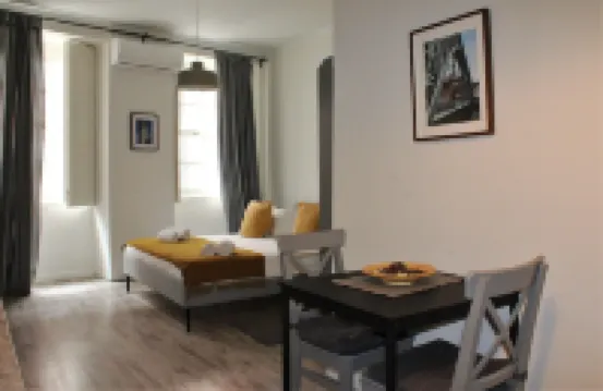 Oporto Maison Entreparedes