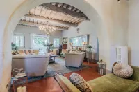 Villa Noa a Private Retreat with View - Pools