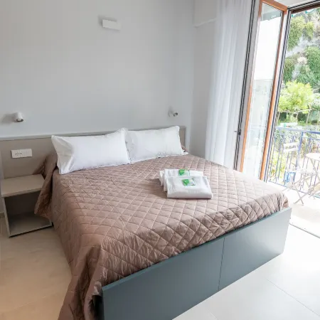 Divina Holiday - Rooms