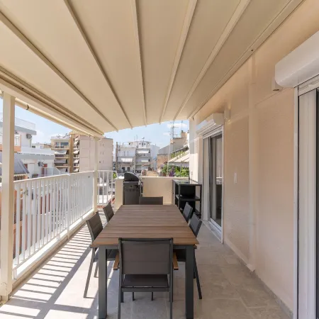 Sunny & Luxurious Penthouse with Terrace