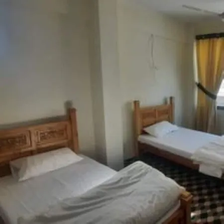 Haks Hotel Отели рядом с Аэропорт Скарду