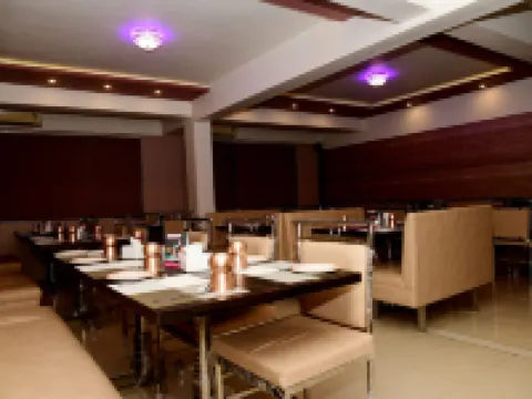 Hotel Monarch Center Point Near Dahanu Beach, Bordi Hotels in Palghar