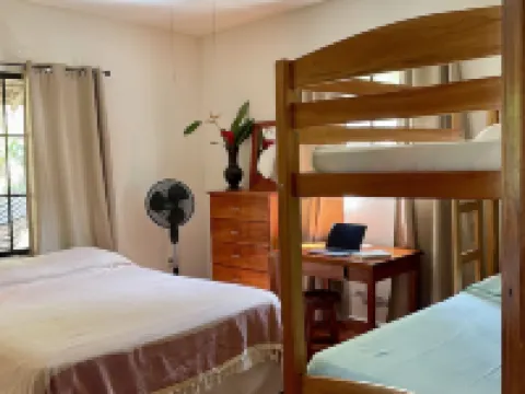 Casa Girasol Hospedaje y Tours Hotels in San Lorenzo