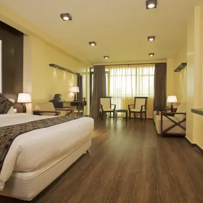 United Business Hotel โรงแรมใกล้บาบาร์ มาฮาล รีวิสเต็ด