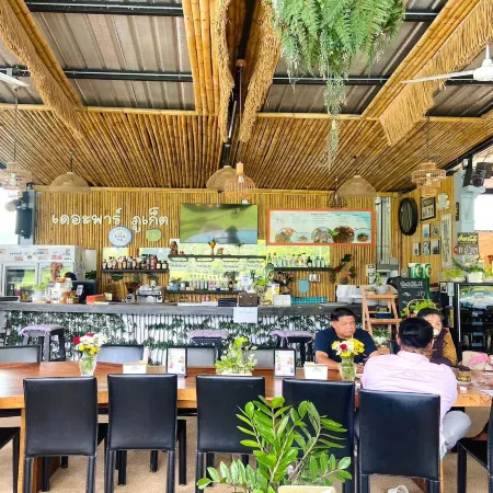 The Par Phuket Отели рядом с достопримечательностью «Ват Кетхо Пхукет»