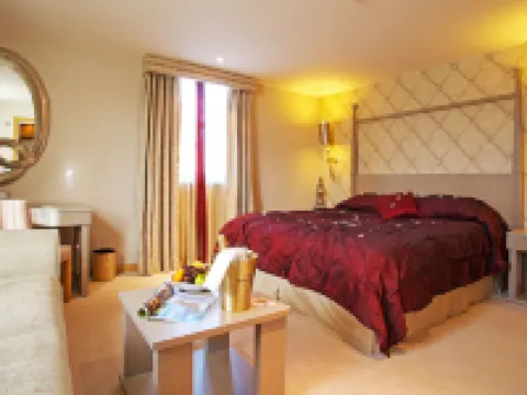 The Pinewood Hotel Hotels in Slough