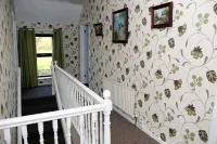 Farmhouse Near Newtownstewart 3 Bedrooms Hotels near Omagh Memorial Garden
