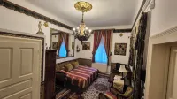 Imre Guest House