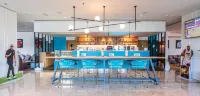 Occidental Sharjah Grand - bar