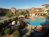Spacious Balcony and Community Pool - Charming Family Haven Hotels in Polk County