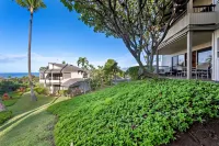 Scenic Golf Course Views and Access to Pool and Hot Tub - Gorgeous Retreat