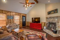 Resort View, Firepit and Fishing Dock - Charming Tranquil Cabin