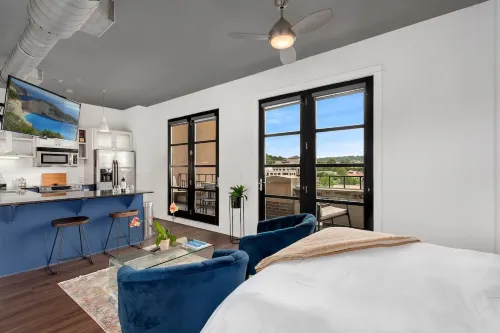 Private Balcony with Epic Views and Open Floor Plan - Stunning Downtown Haven Hotels in Fayetteville