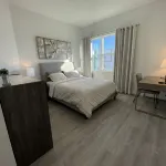 Private Pool and Spacious Living Areas - Stunning Townhouse Retreat Hotels in Loughman