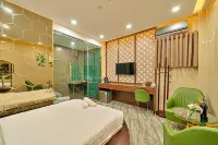 Hanz Minh Thu Hotel Go Vap Badminton Shop 247 주변 호텔