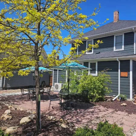 Downtown Luxurious Studio w/ Kitchen - 30 mins from Mount Rushmore