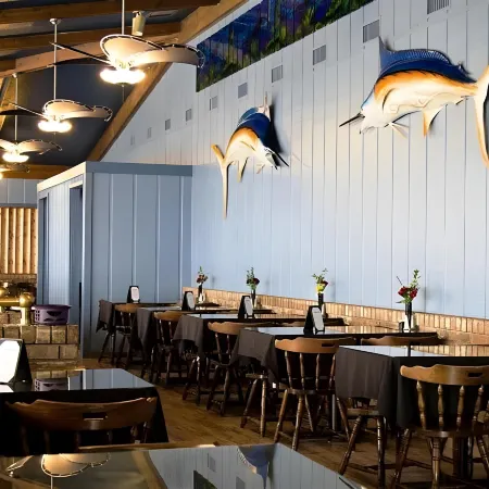 Crystal Cove Riverfront Resort