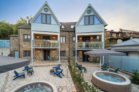 Dandy Villas Karpenisi Complex - Lux Chalets - Inflatable Pool-Hot Tub