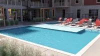 Stunning 4-Br Houses with on-Site Pool - Swimmingpools