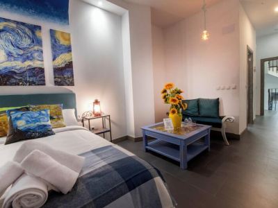 Molucano Themed Rooms