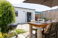 Charming Bolthole 400m to Beach - Beach