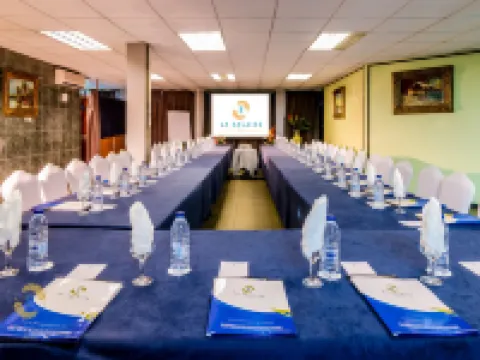 Hotel Résidence la Falaise Hotels in Douala