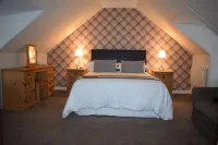 The Tables Guest House Hotels near Neist Point Lighthouse