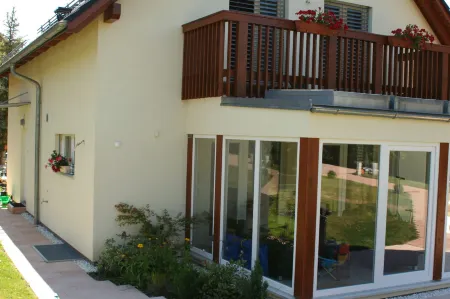 Bnb "Les Coquelicots" Отели в г. Шаван-де-Божи