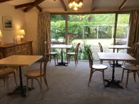 Woodland Glen Lodge B&B - breakfast