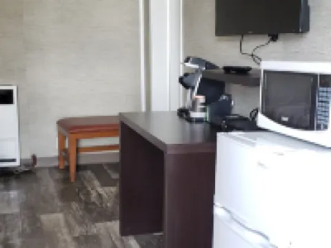 99 Mile Motel Hotels in 100 Mile House