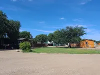 The Outpost Lodge Hotels in Sully County