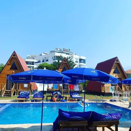 Noel Bungalov Cafe Отели в г. Демре