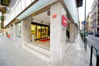 巴勒莫中心美居飯店 Macelleria  Carni in - Pinto dal 1966附近的飯店