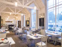 Onomo Hotel Cape Town – Inn on the Square Hotels near Palm Tree Mosque