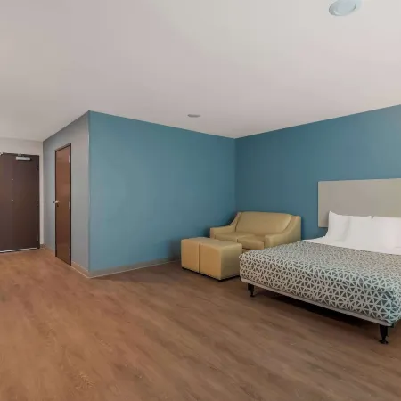 WoodSpring Suites Bellflower - Los Angeles